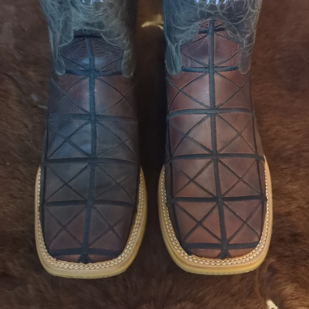 TIN HAUL "Derrick" Brown & black charcoal leather square toe cowboy boots sz 8EE - Picture 8 of 12